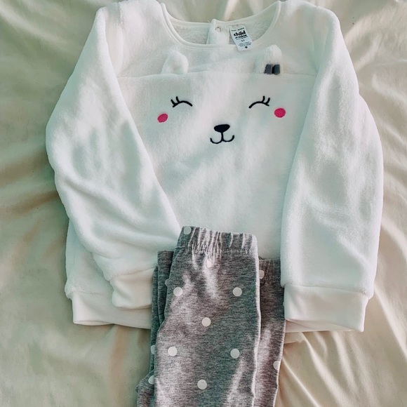 child of mine Other - NWOT - Toddler Girl Fleece Top and Leggings